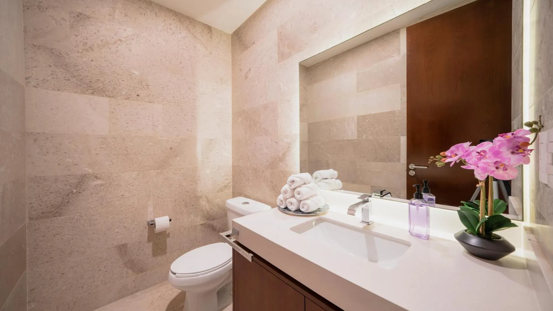 Luxury 2 Bedroom Condo With Private Jacuzzi & Bbq - At Cruz Con Mar - Maricruz Playa del Carmen 0*,