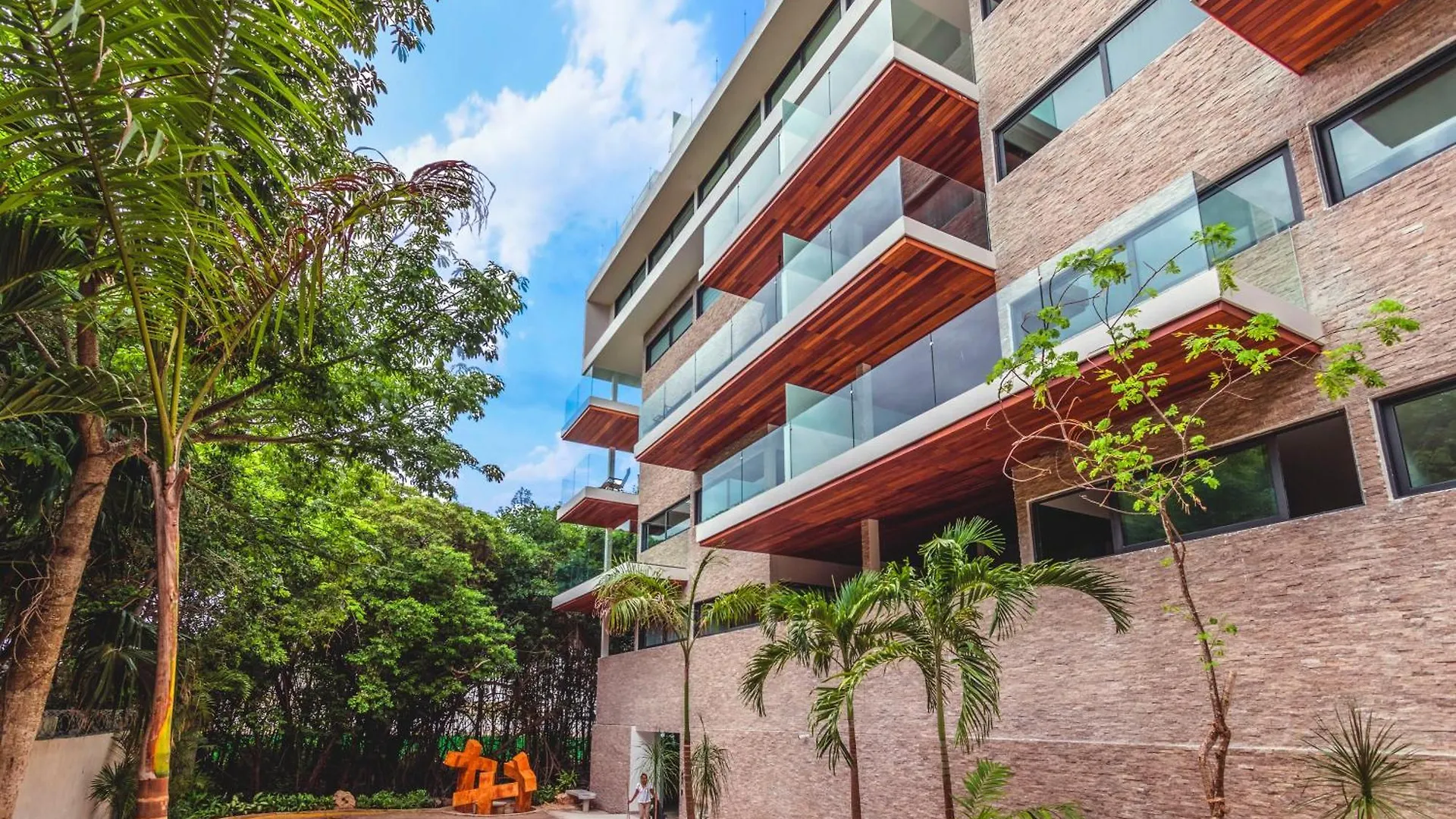 Luxury 2 Bedroom Condo With Private Jacuzzi & Bbq - At Cruz Con Mar - Maricruz Playa del Carmen